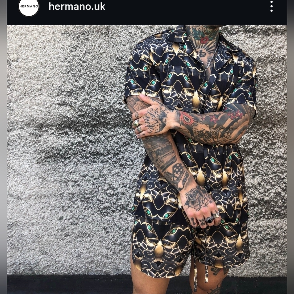 Men's Black Patterned Shorts And Shirt.